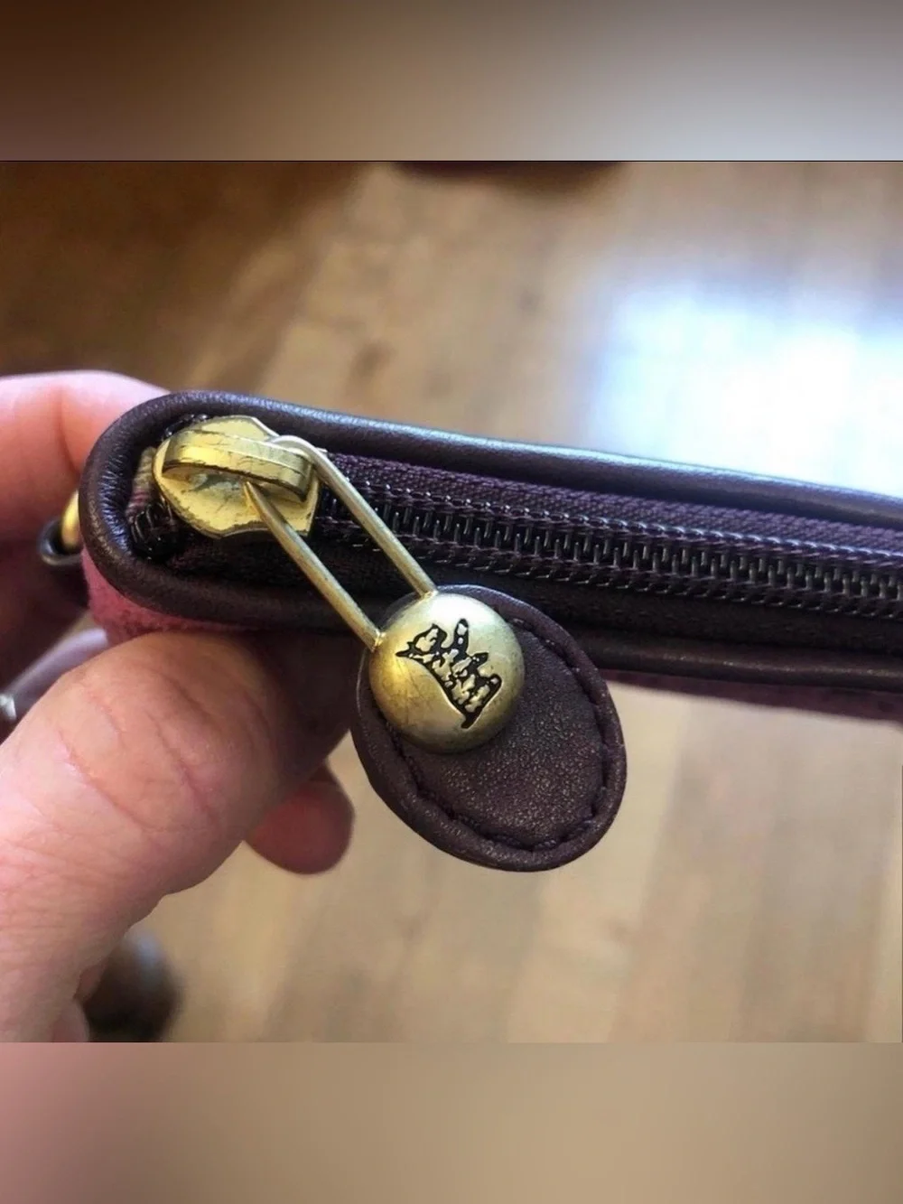 Vintage Juicy Couture Y2K Purple Velvet Wristlet with Embroidered Crest